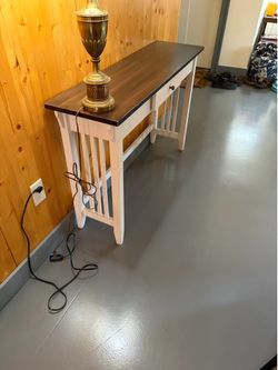 Entrance Table
