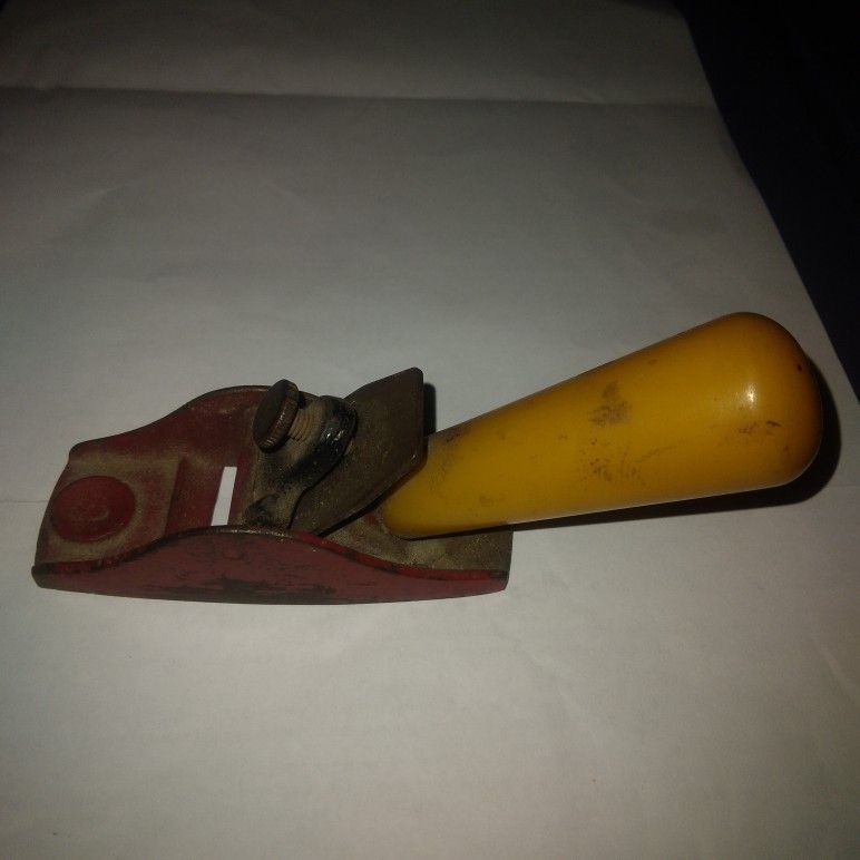 Miniature Wood Plane, I 1/4 w X 3 3/8 long with Bakelite Handle