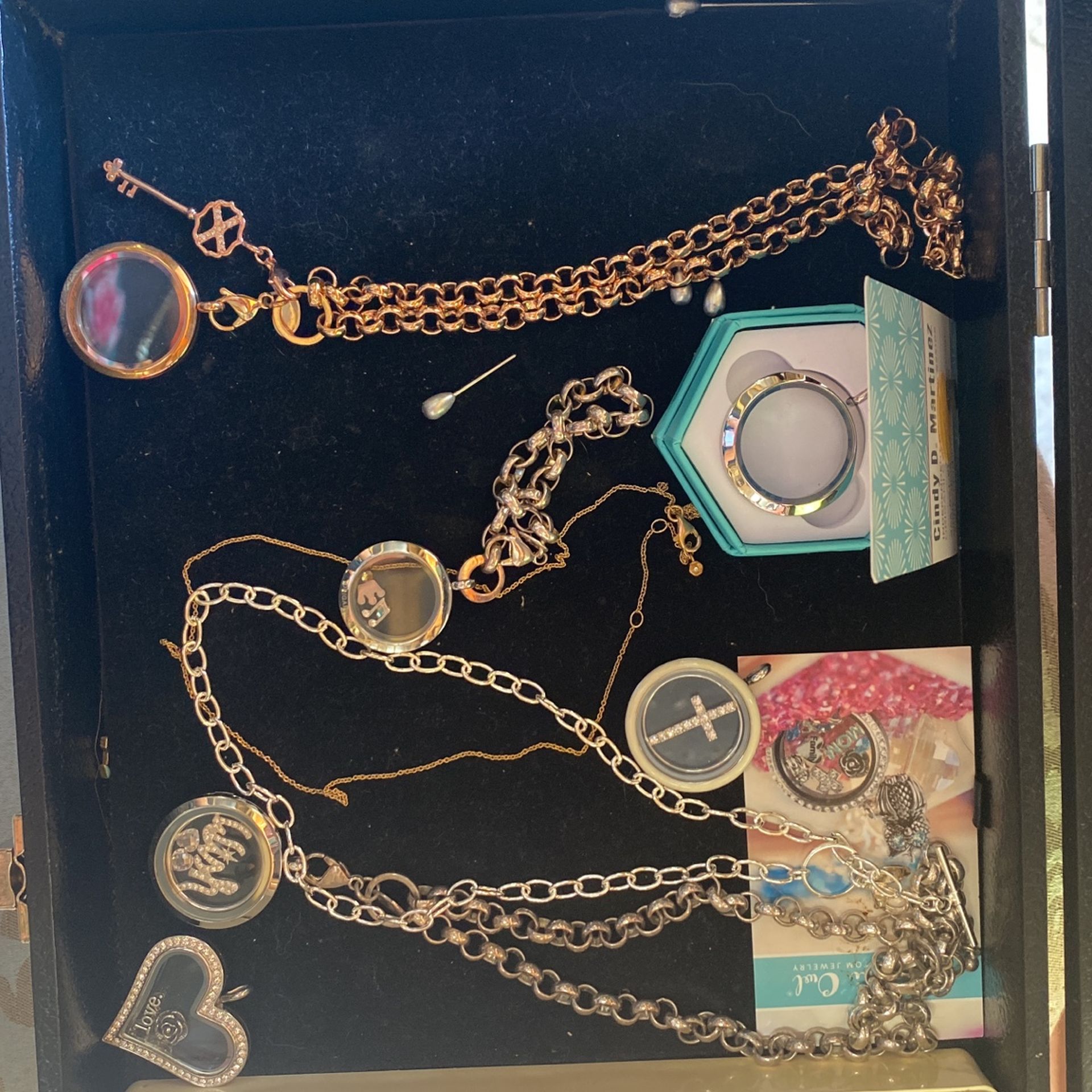 Origami Owl Items  Charms, Bracelet, Lockets Etc 