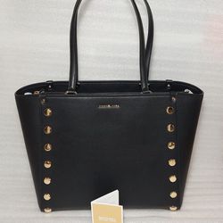 MICHAEL KORS designer handbag. Black. Brand new with tags Women's purse 