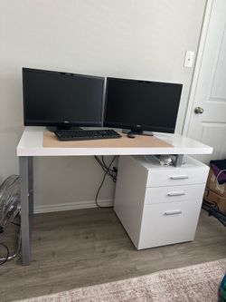 White Desk for Sale – $150