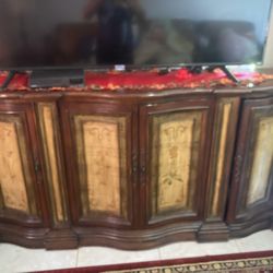 Cadenza, solid wood 77, long 36 high shelves on two sides open middle
