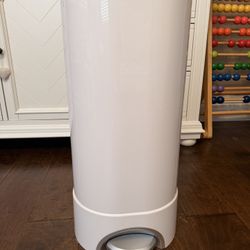 Munchkin Diaper Pail