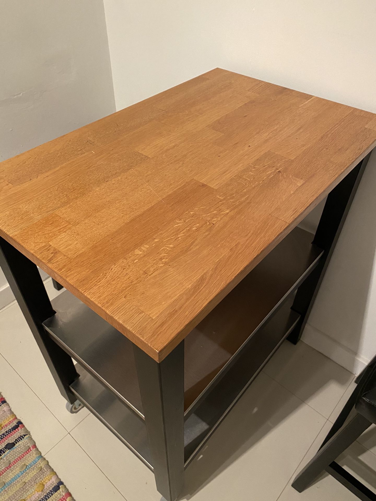 Great IKEA kitchen Table - Almost new
