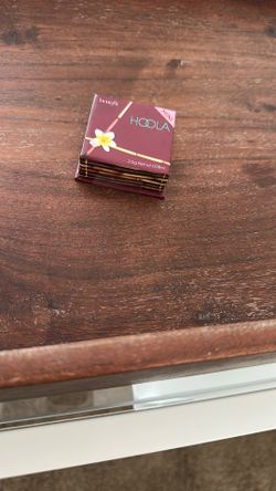 NEW Benefit Makeup HOOLA Mini Matte Bronzer