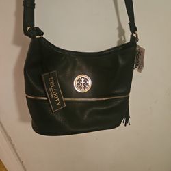 The black Deluxity Los Angeles crossbody bag