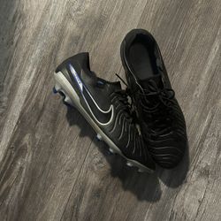 Nike Tiempo Legend 10 Size 12 