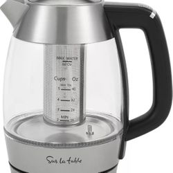 Digital Kettle with Auto Infuser. Like New
