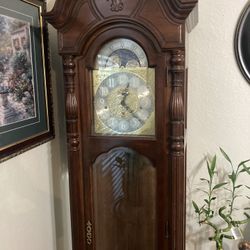 Excellent Sligh Grandfather Clock