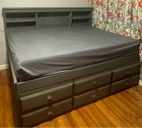 Solid Full Bed