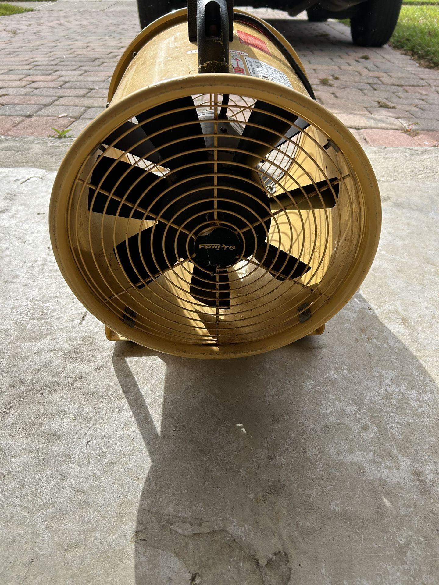 USED FLOW-PRO PORTABLE VENTILATOR Single Phase fan