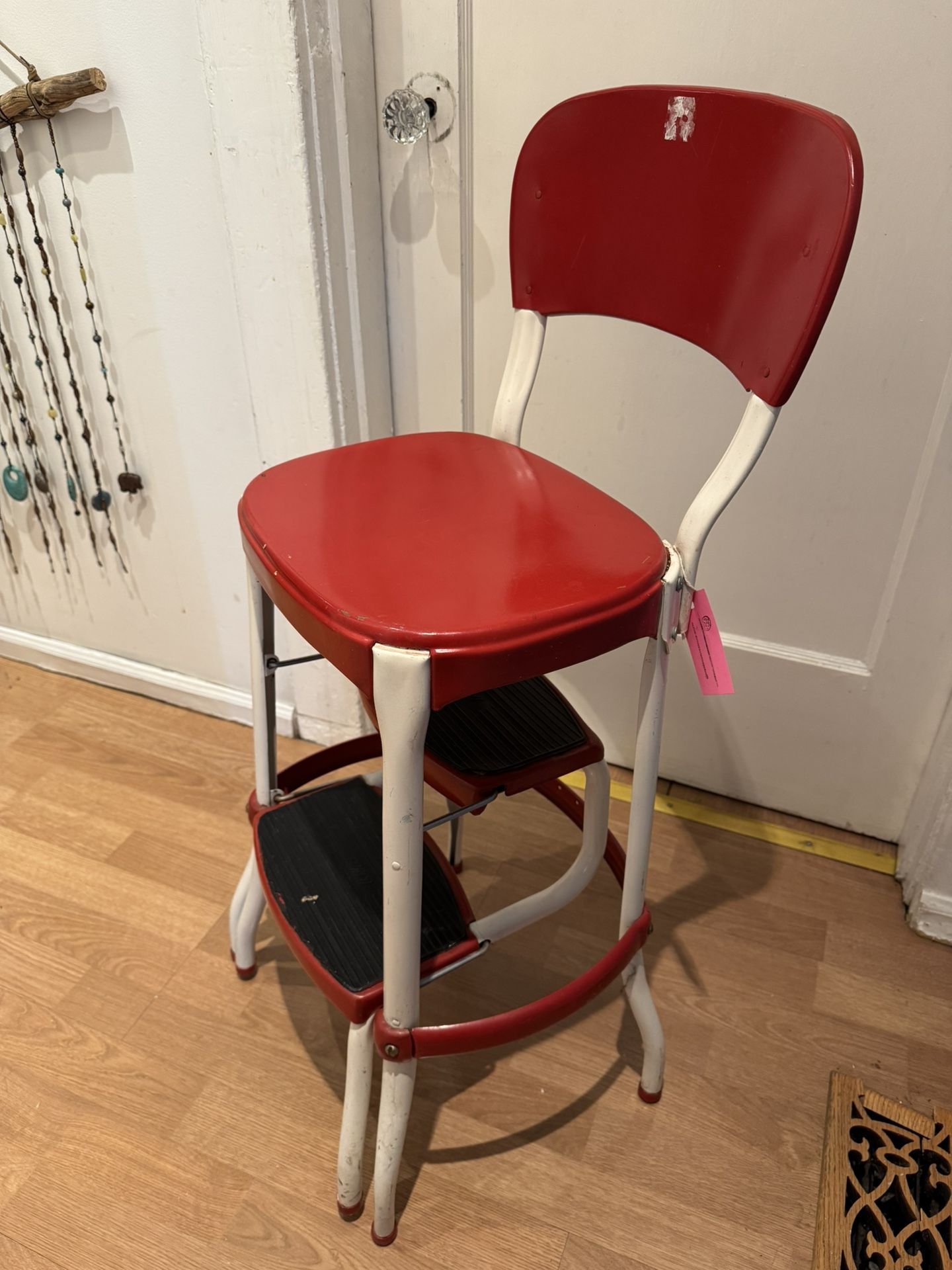 Vintage Red & White Child Step Chair – Retro Metal Design