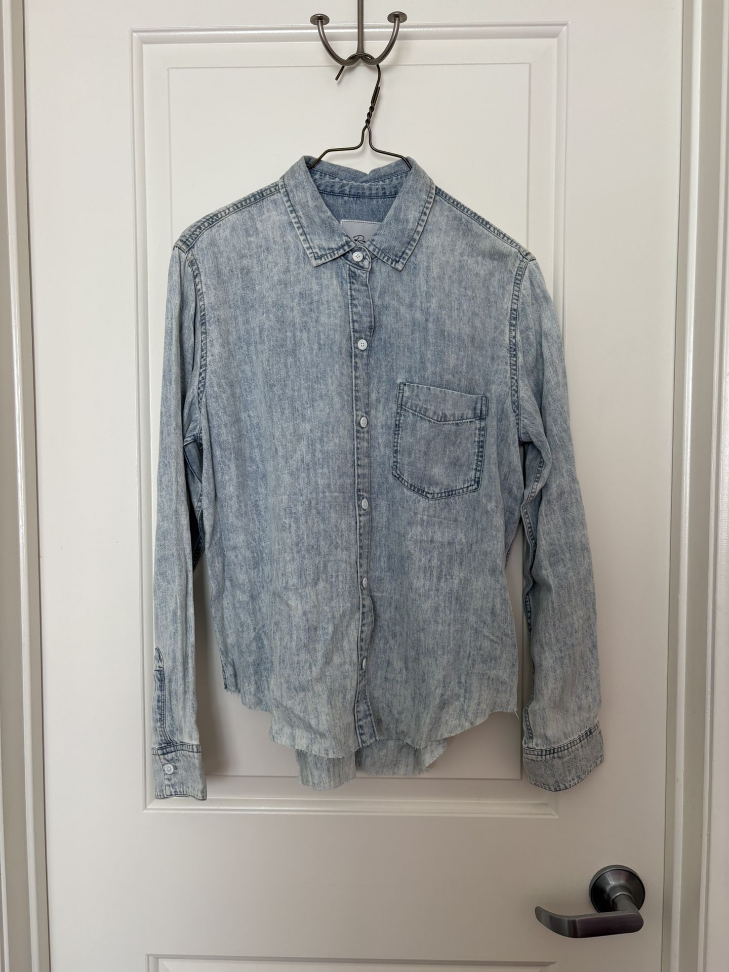 RAILS Ingrid Raw Hem Button Down Shirt Light Acid Wash Women’s Small