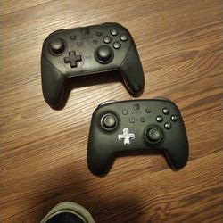 Nintendo Switch Controllers