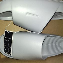 Brand New Nike Slides For Men 