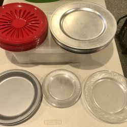 Various Plastic Party Plates