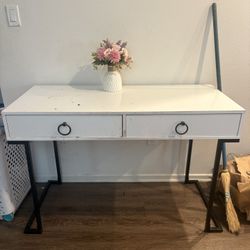 White And Black Computer Desk 
