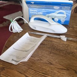 Toastmaster 6102 White Electric Carving Knife