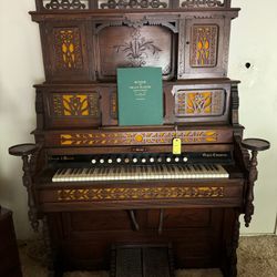 Antique Clough & Warren Pump Organ - Working