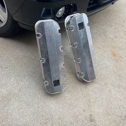 Big Block Chev Valve. Covers