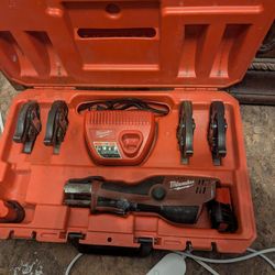 M12 Milwaukee pro press