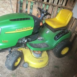 jOHN DEERE