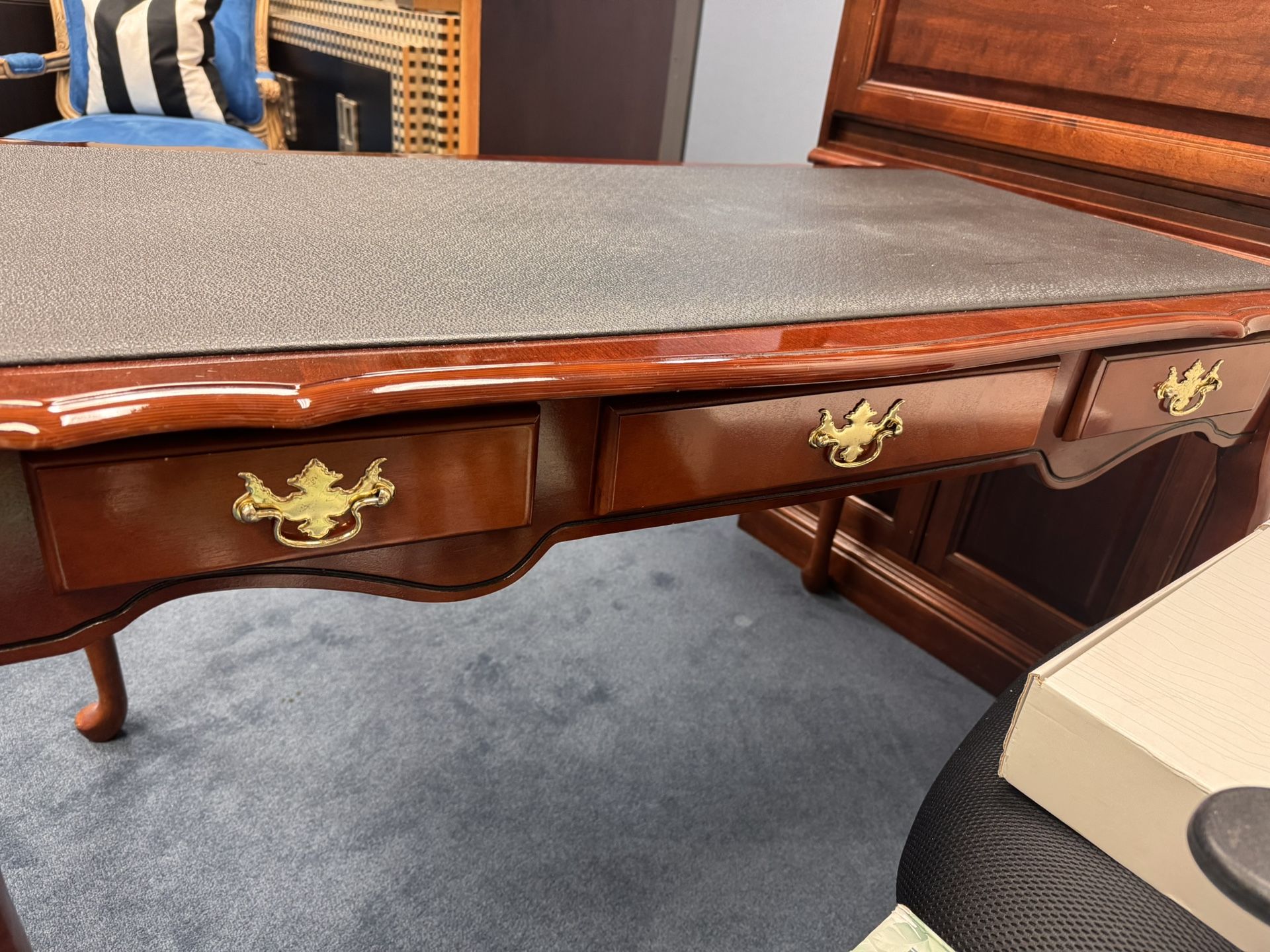 Solid Wood desk table home office Antique French Style