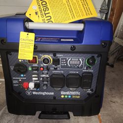 8200 Watt Tri-fuel Inverter Generator 240 Volt (like new).