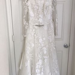 Wedding dress