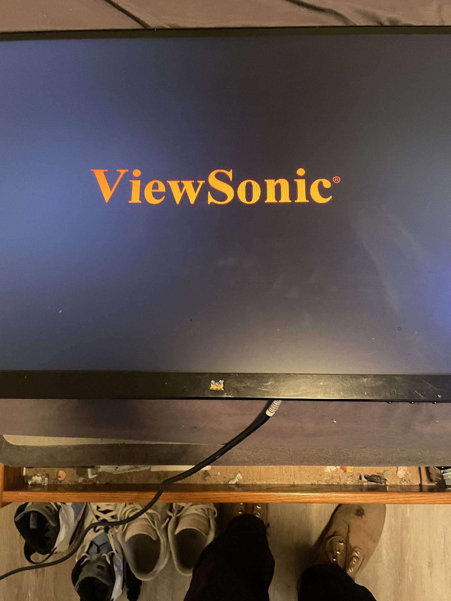 2 Viewsonic 24 Inch Moniters For Sale 