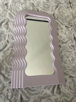 Wavy Frame Decorative Wall Mirror Pink