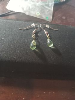 Smal l Green Crystal Earrings