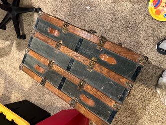 Vintage 1800’s wood steamer trunk