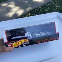 Hot Wheels Diorama Nissan Skyline Premium 
