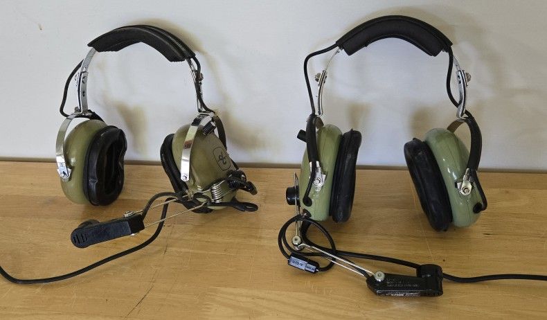 2 Vintage David Clark Headsets Model H10-30 Untested