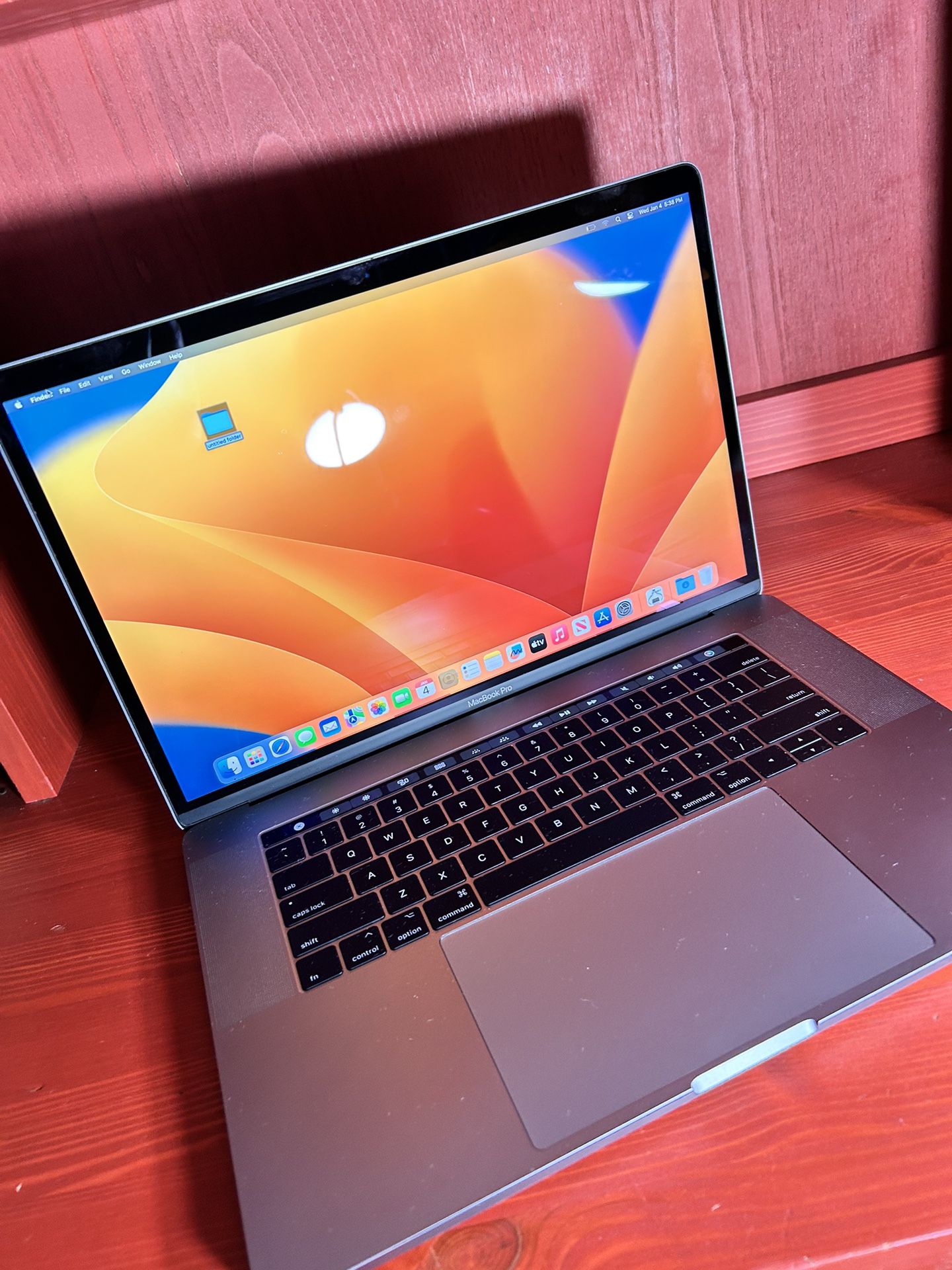 MacBook Pro 13