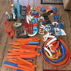 Hot Wheels tracks