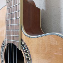 NEW Classical Nylon String Guitar
