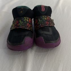 Nike Boys Size 8c