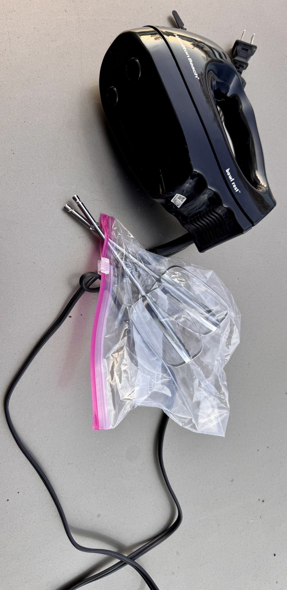 Hamilton Beach Hand Mixer with Attachments – Bowl Rest Feature