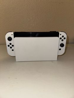 Switch oled comes with Zelda breath of the wild