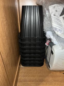 Furniture Risers (8)