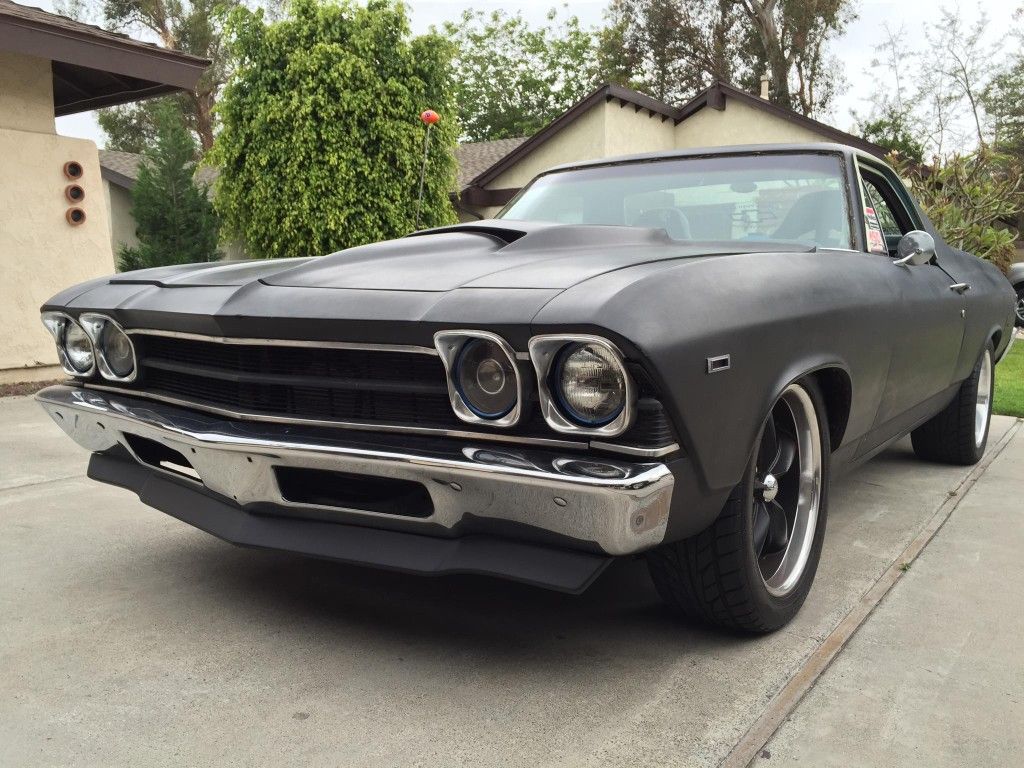 Iwan customs front spoiler / splitter 69 Chevelle / El camino