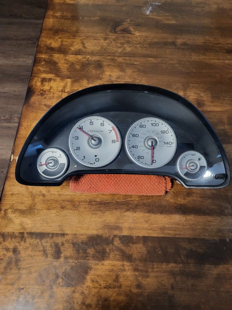 Acura/Honda Dc5 Manual Gauge Cluster