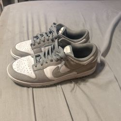 Nike Dunks 