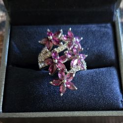 Rhodolite Garnet Flower Ring