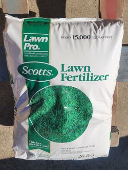 Scott's Lawn Pro Lawn Fertilizer