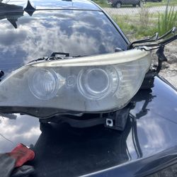 2010 Bmw 535Xi Front Headlights