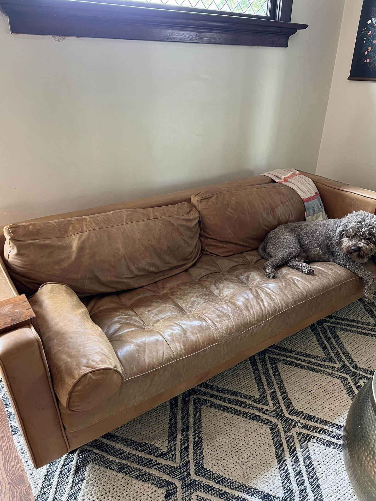 Article Sven Leather Sofa