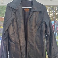 Canyon Outback Leather Coat From Ilani 